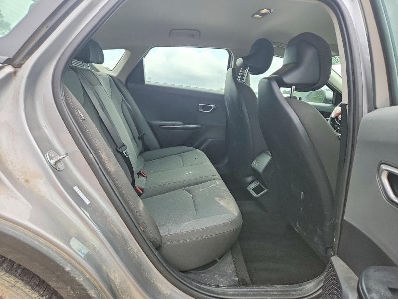 2025 KIA K4 LXS LXS 10