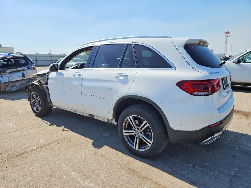 2020 MERCEDES-BENZ GLC 300 4MATIC 2