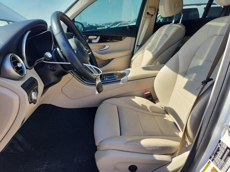 2020 MERCEDES-BENZ GLC 300 4MATIC 7