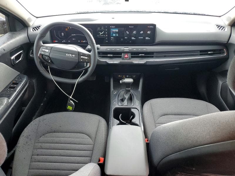 2025 KIA K4 EX 8