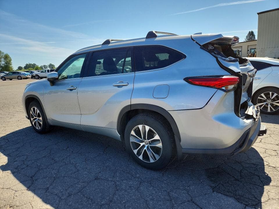 2022 TOYOTA HIGHLANDER HYBRID XLE XLE 2
