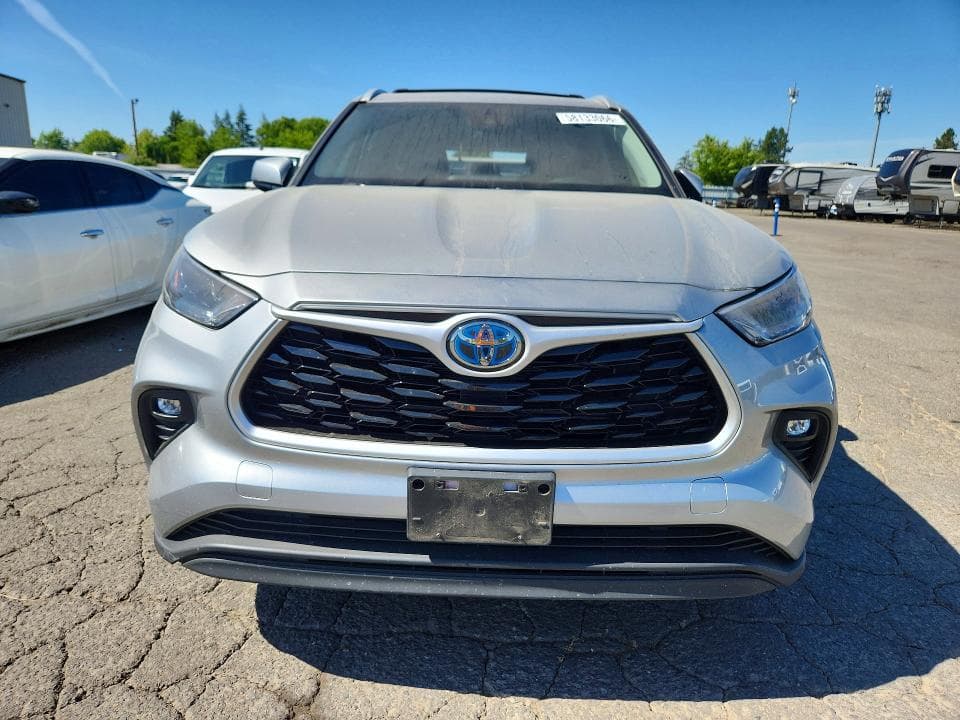 2022 TOYOTA HIGHLANDER HYBRID XLE XLE 5