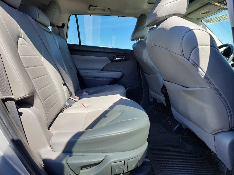 2022 TOYOTA HIGHLANDER HYBRID XLE XLE 10