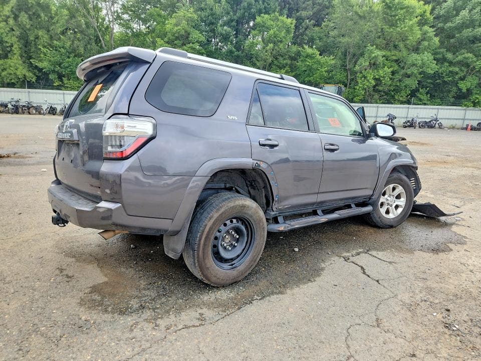 2022 TOYOTA 4RUNNER SR5 PREMIUM 3
