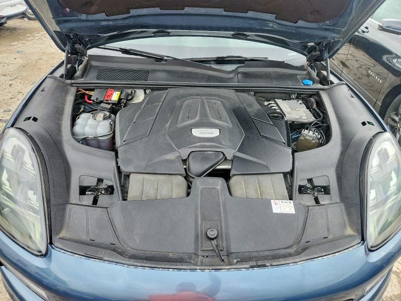 2019 PORSCHE CAYENNE 12