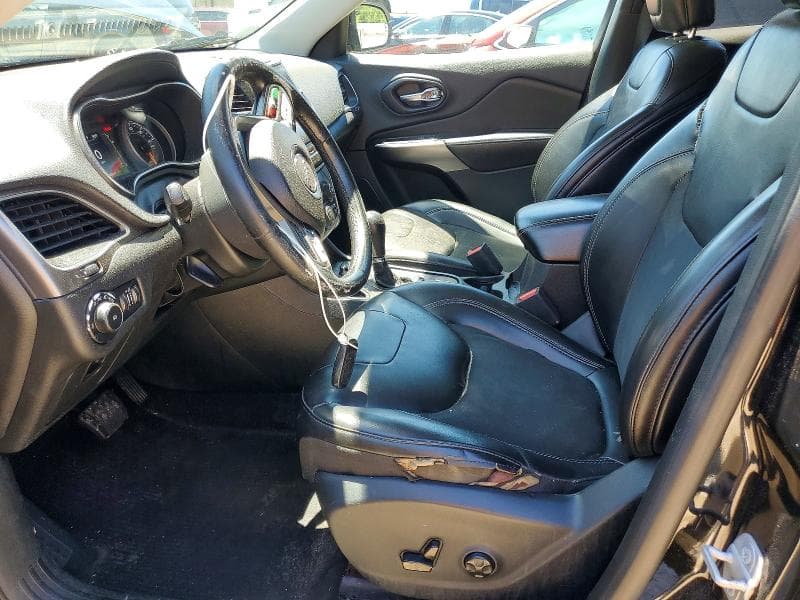 2019 JEEP CHEROKEE LATITUDE PLUS 7