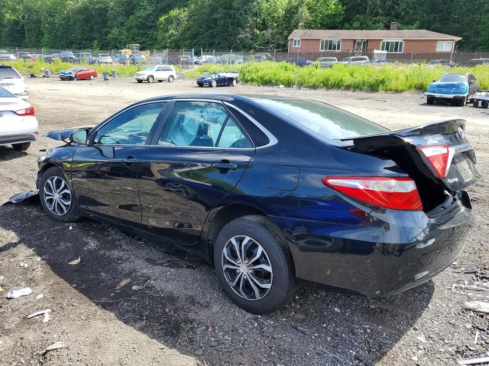 2017 TOYOTA CAMRY LE LE 2