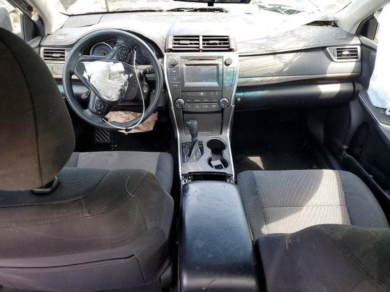 2017 TOYOTA CAMRY LE LE 8