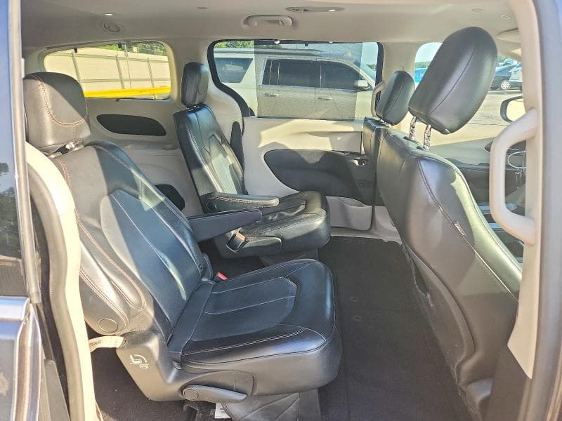 2019 CHRYSLER PACIFICA TOURING L TOURING L 11