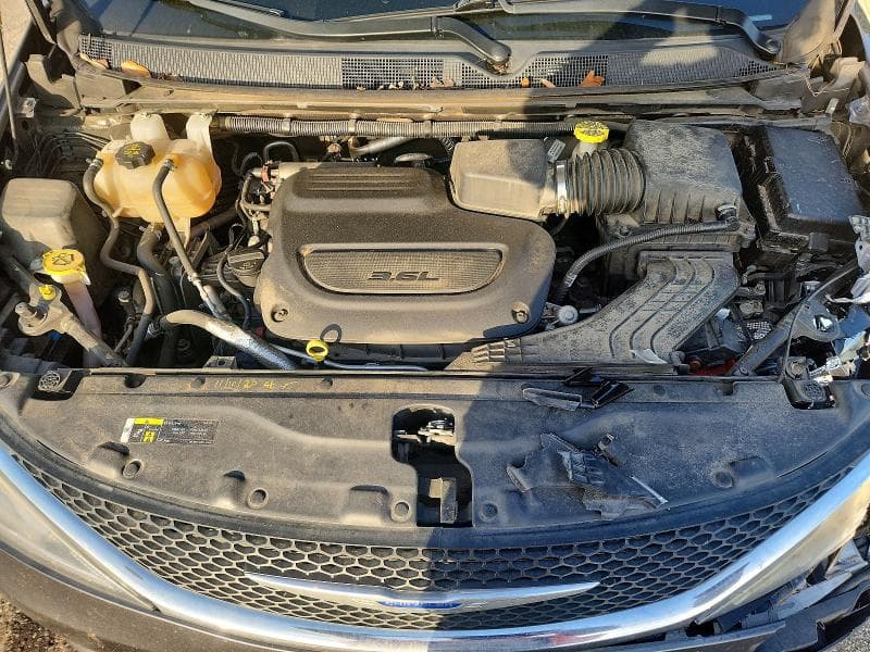 2019 CHRYSLER PACIFICA TOURING L TOURING L 12