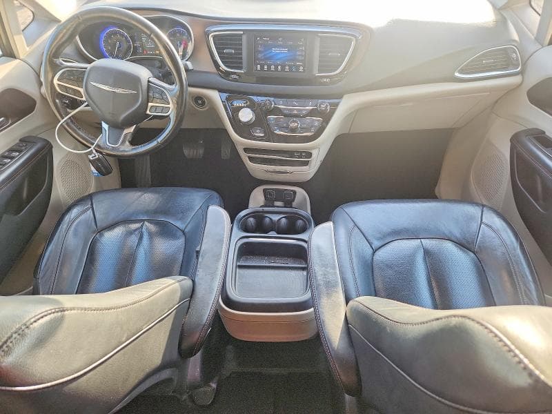 2019 CHRYSLER PACIFICA TOURING L TOURING L 8