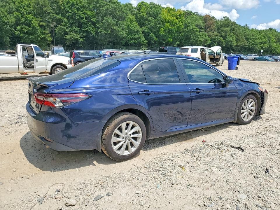 2022 TOYOTA CAMRY LE LE 3