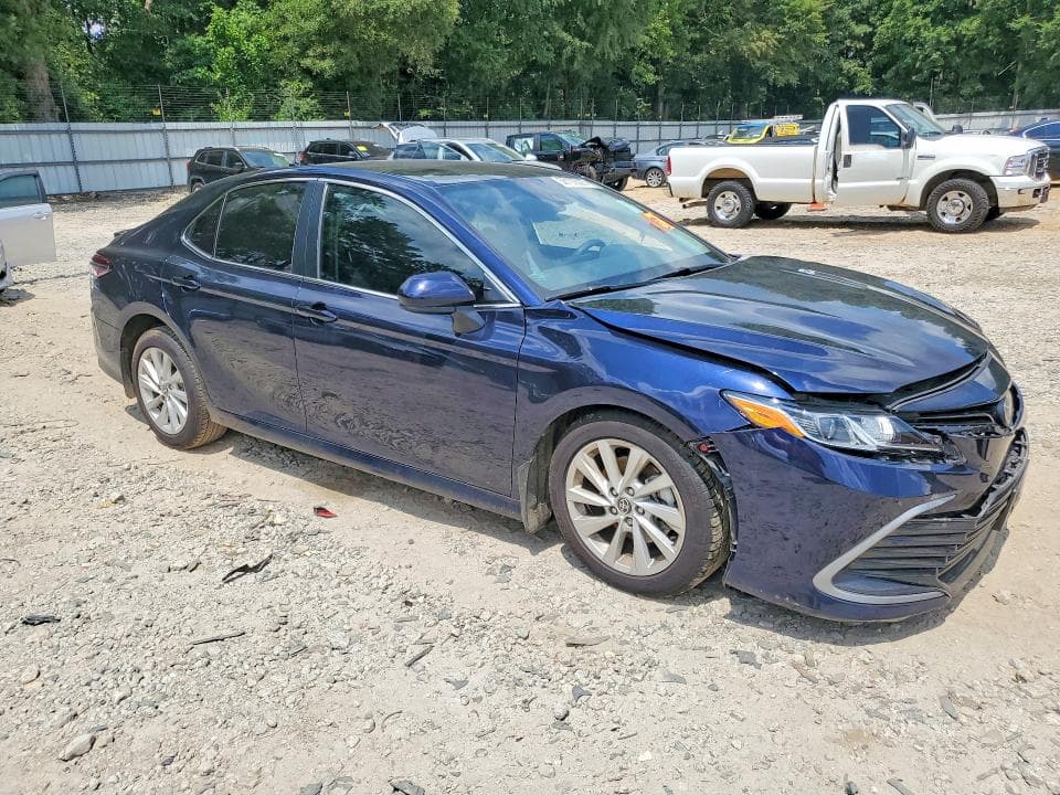 2022 TOYOTA CAMRY LE LE 4