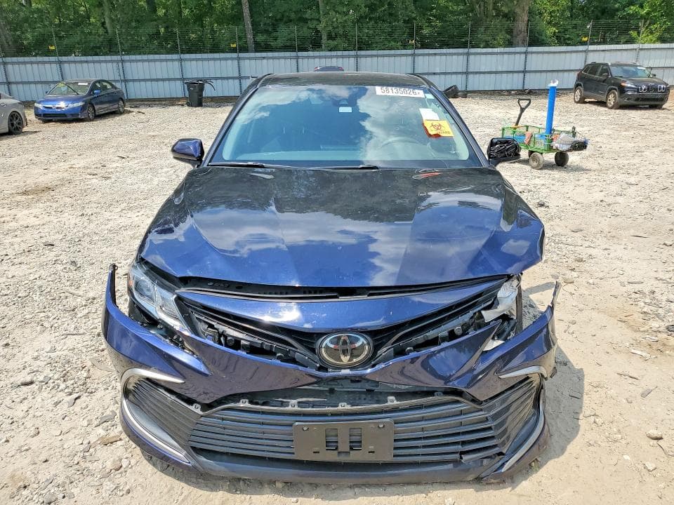 2022 TOYOTA CAMRY LE LE 5