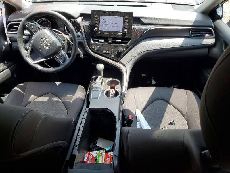 2022 TOYOTA CAMRY LE LE 8
