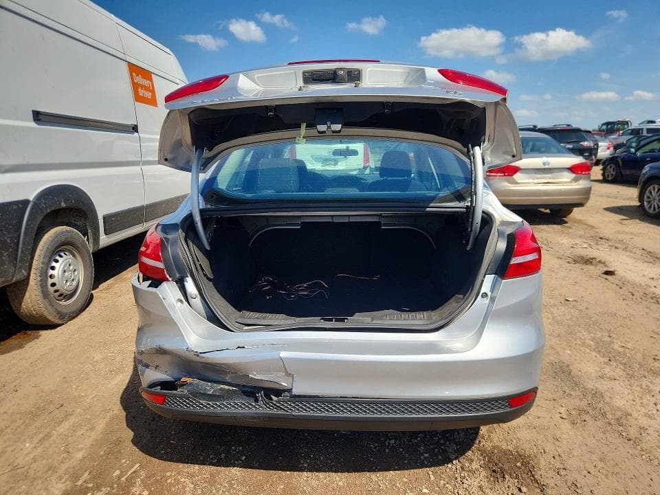 2018 FORD FOCUS SE SE 6