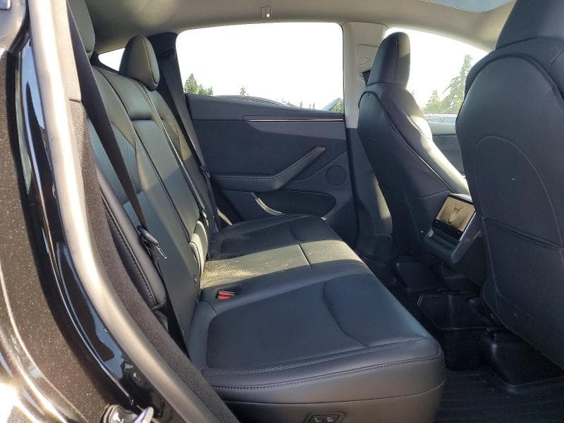2026 TESLA MODEL Y 11