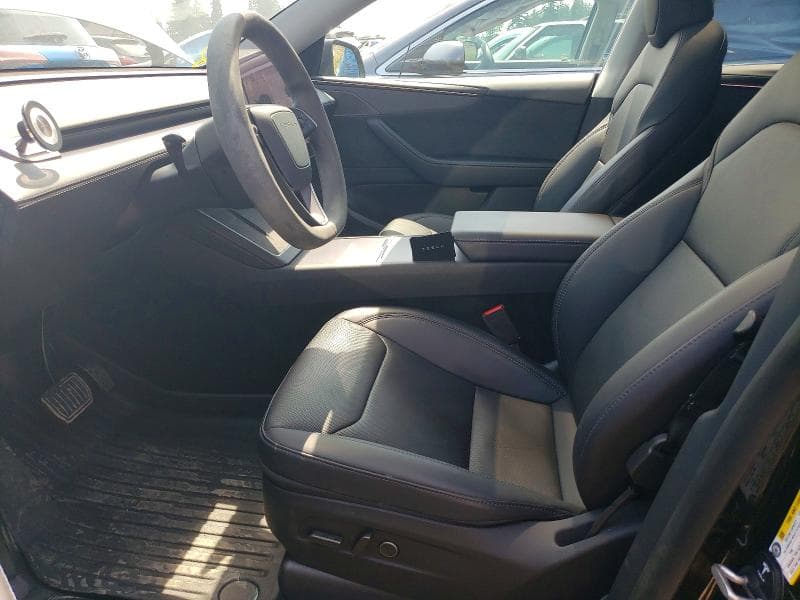 2026 TESLA MODEL Y 7