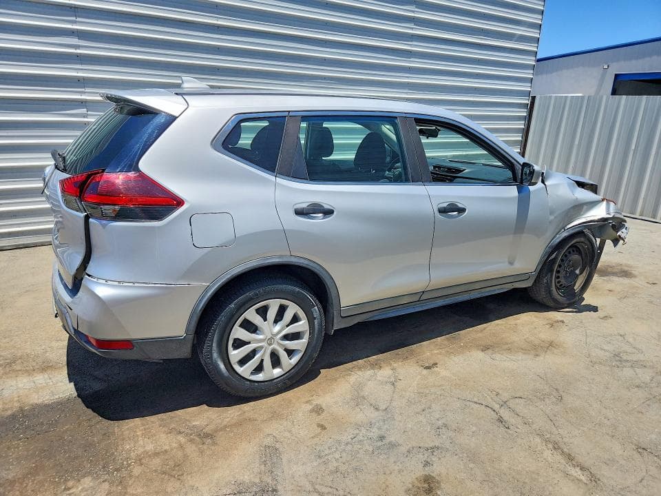 2018 NISSAN ROGUE S 3
