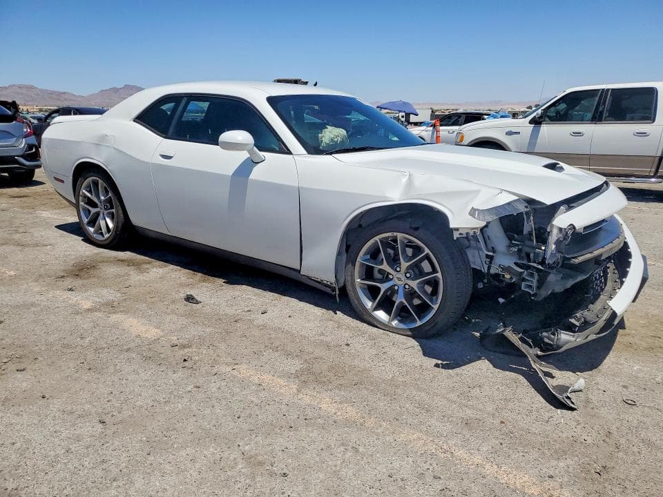2022 DODGE CHALLENGER GT 4
