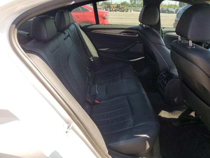 2018 BMW 530E 10