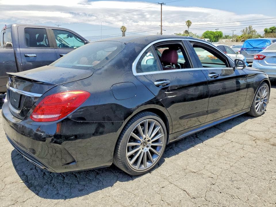 2018 MERCEDES-BENZ C 300 3