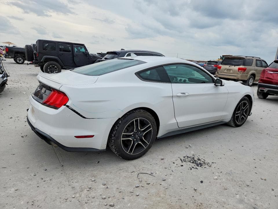 2020 FORD MUSTANG 3