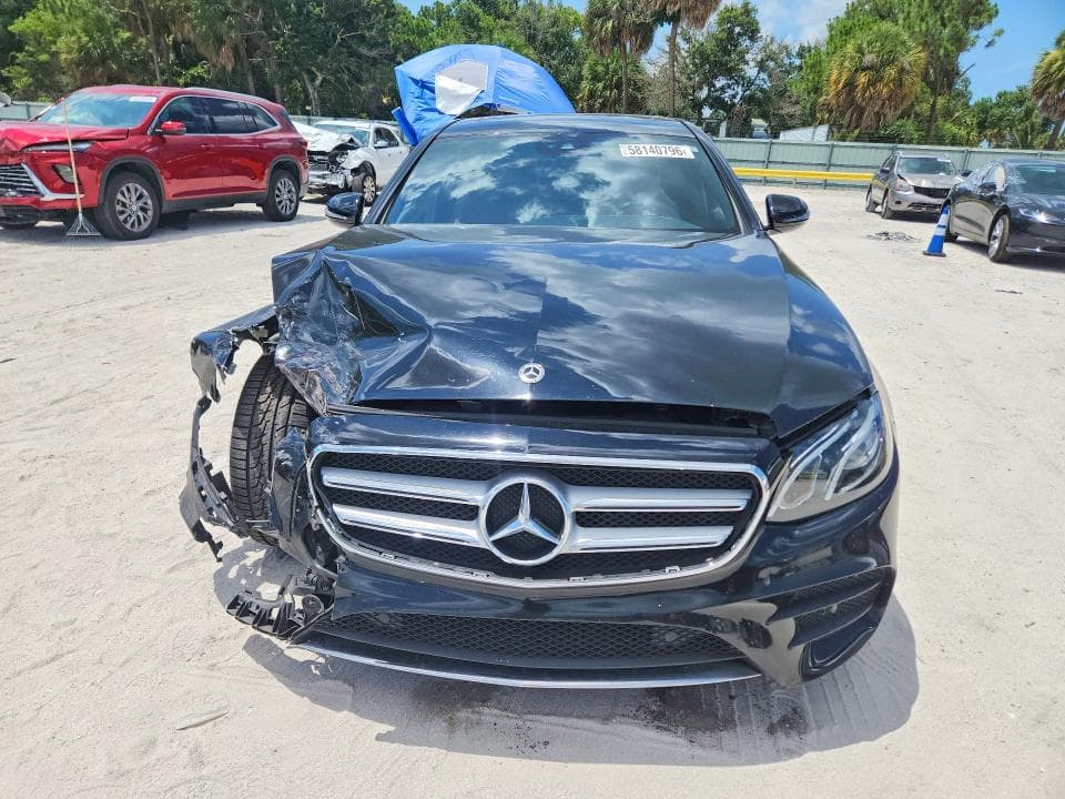 2018 MERCEDES-BENZ E 300 5