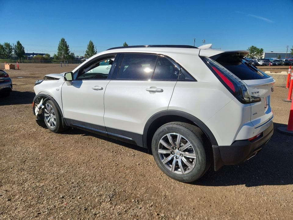 2023 CADILLAC XT4 2