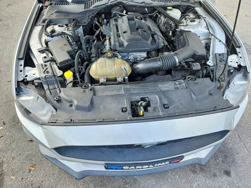 2019 FORD MUSTANG 11