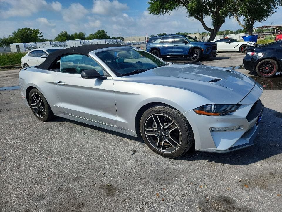2019 FORD MUSTANG 4