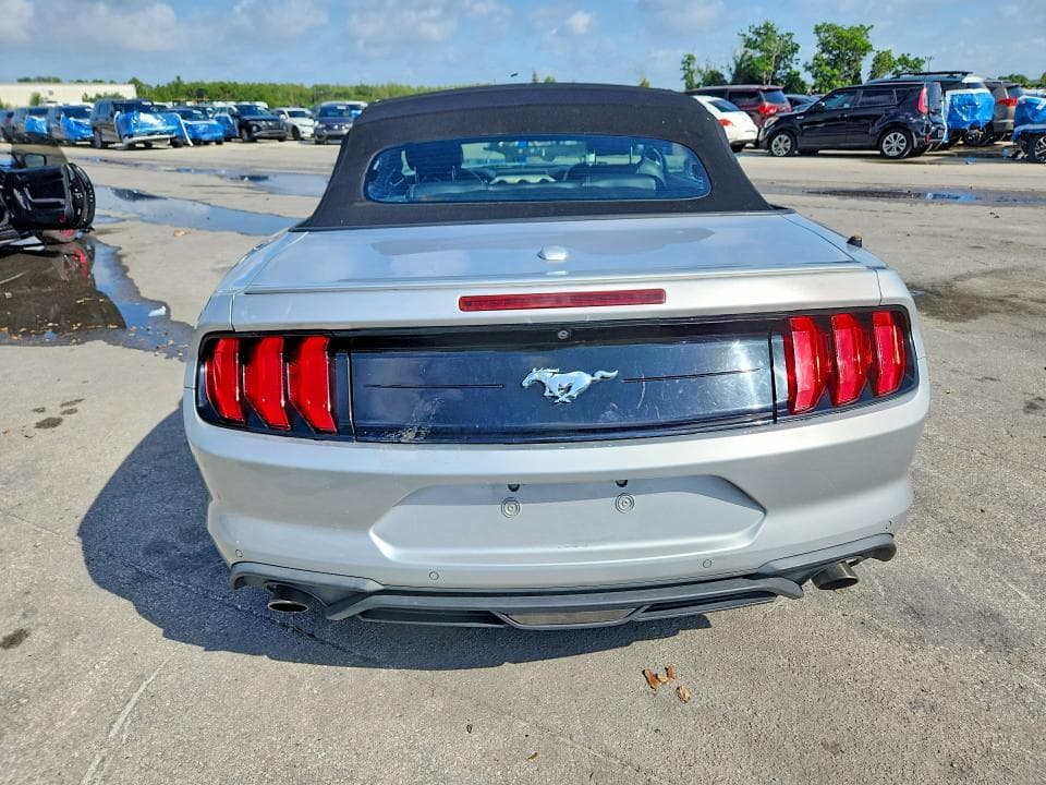 2019 FORD MUSTANG 6