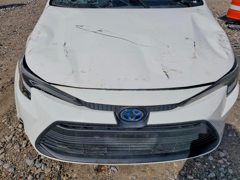 2024 TOYOTA COROLLA HYBRID LE 11