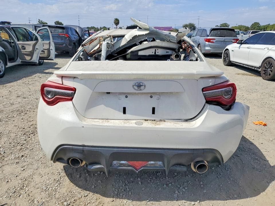 2020 TOYOTA 86 BASE 6