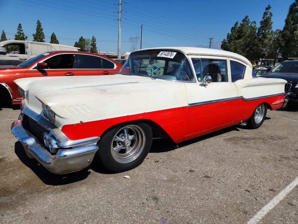 1958 CHEVROLET CLASSIC