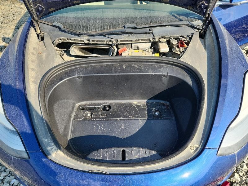 2019 TESLA MODEL 3 11
