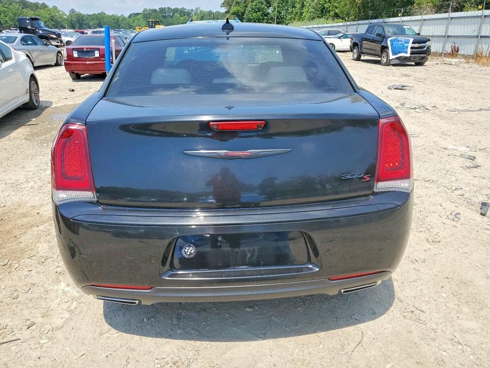 2021 CHRYSLER 300 S 6