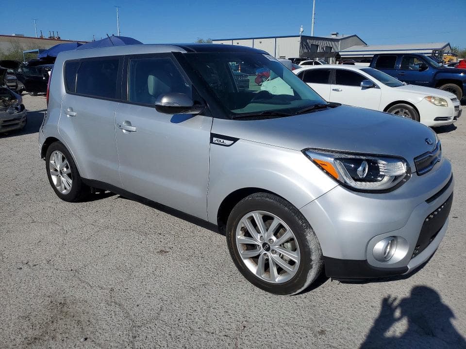 2019 KIA SOUL + 4
