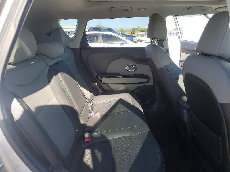 2019 KIA SOUL + 10