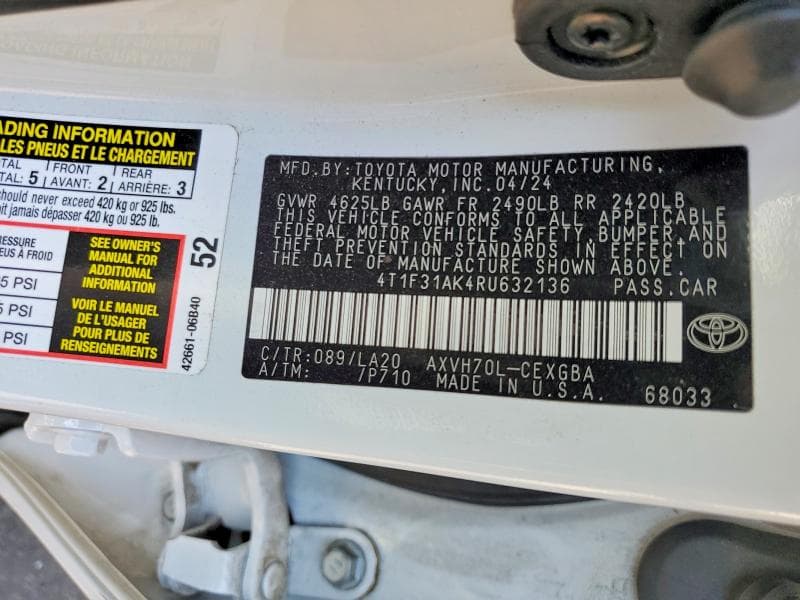 2024 TOYOTA CAMRY XLE 13
