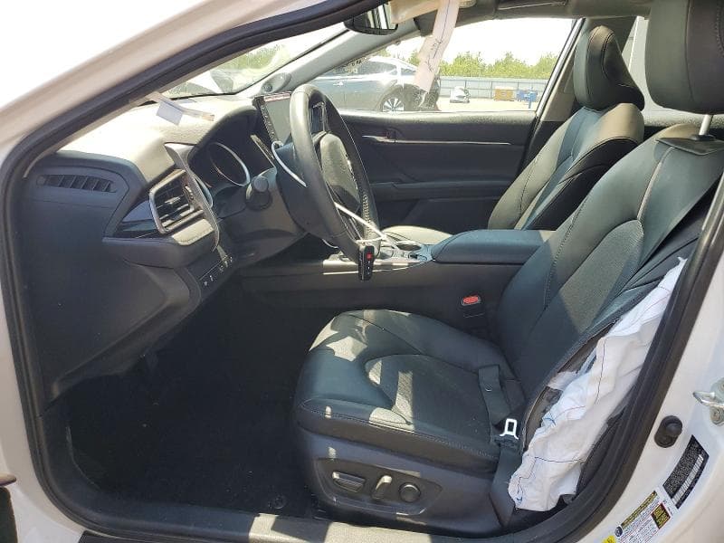 2024 TOYOTA CAMRY XLE 7