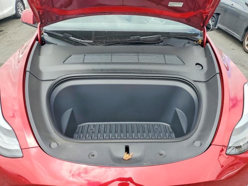 2024 TESLA MODEL Y 12