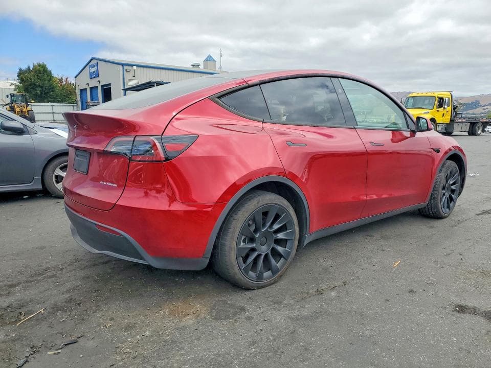 2024 TESLA MODEL Y 3
