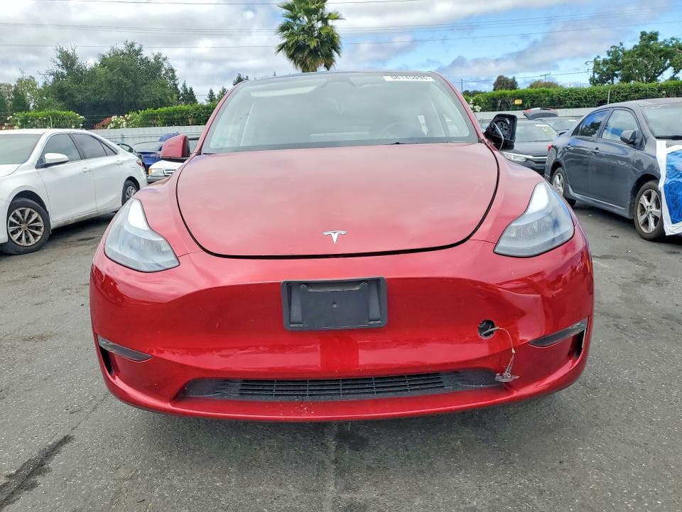 2024 TESLA MODEL Y 5