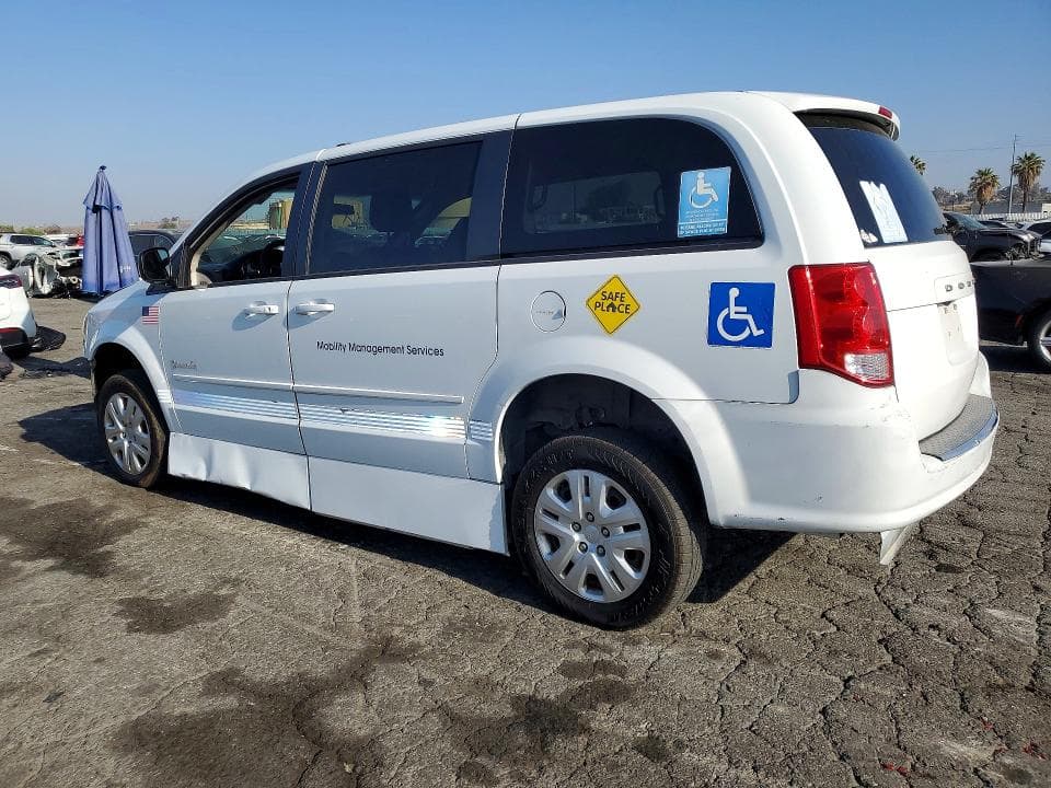 2017 DODGE GRAND CARAVAN SE 2
