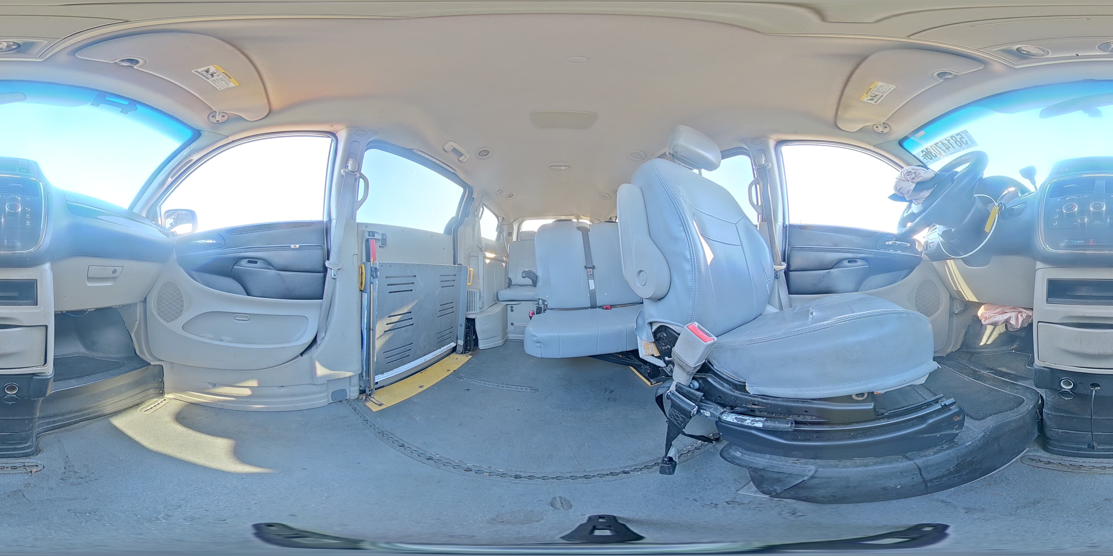 2017 DODGE GRAND CARAVAN SE 15