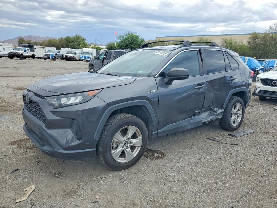 2019 TOYOTA RAV4 LE 1