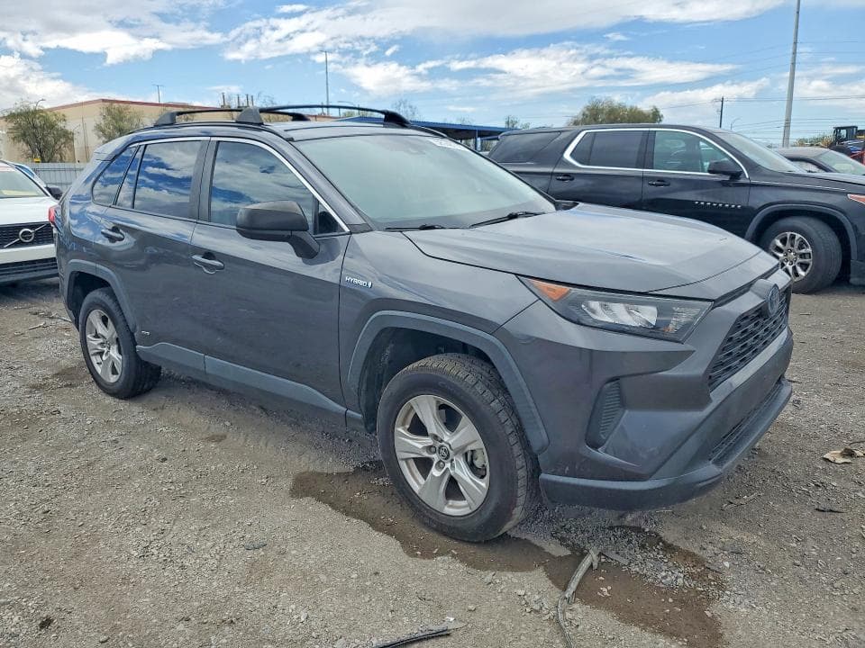 2019 TOYOTA RAV4 LE 4