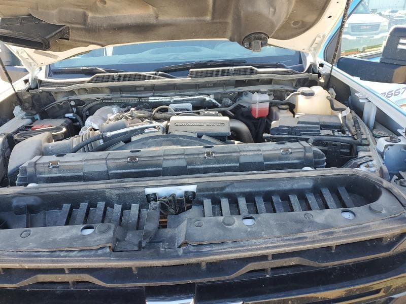 2024 CHEVROLET SILVERADO K3500 11