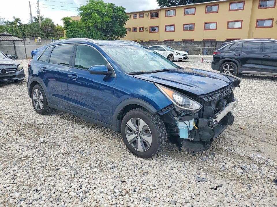2019 KIA NIRO LX 4